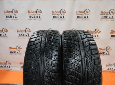 Шины зимние шипованные б/у Kumho I'Zen KW22 215/55 R16 97T