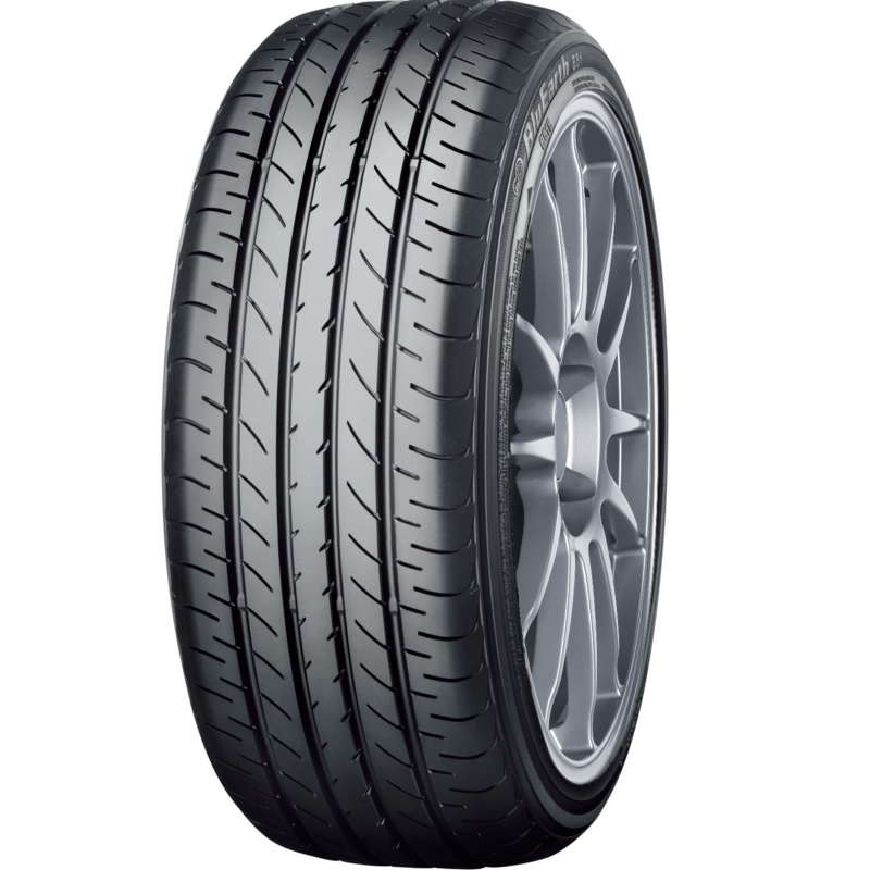 Шины летние новые Yokohama BluEarth-GT AE51B 215/55 R17 94V