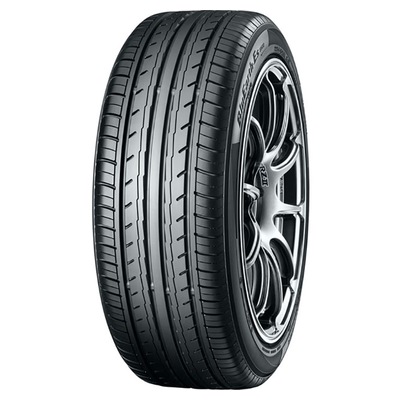 Шины летние новые Yokohama BluEarth ES32A 235/45 R17 97V