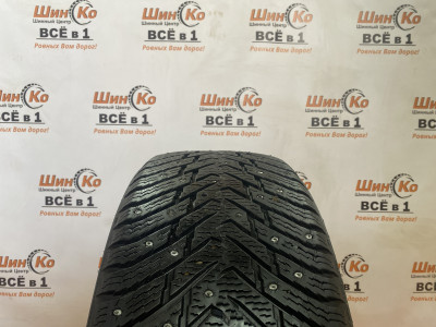 Шины зимние шипованные б/у Nokian Hakkapeliitta 8 SUV 235/55 R17 103T