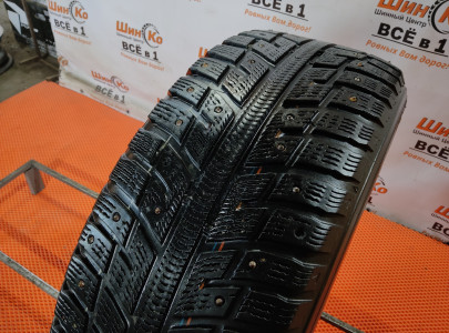 Шины зимние шипованные б/у Kumho I'Zen KW22 215/55 R17 98T