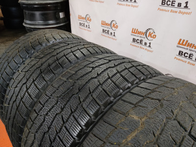 Шины зимние нешипованные б/у Toyo Observe GSI6 HP 225/45 R18 95V