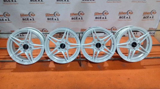 Диск литой б/у ВАЗ R14