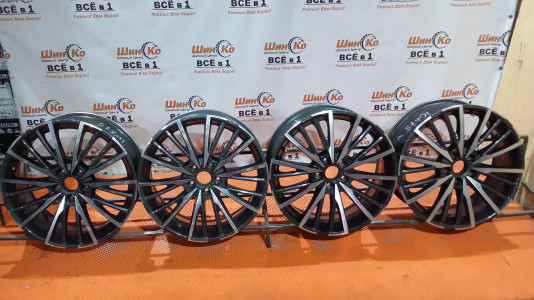 Диск литой б/у CHERY R18