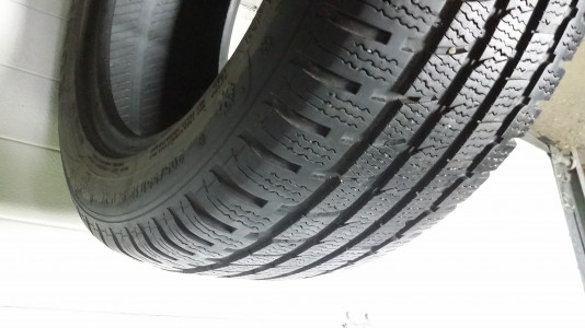 Шины зимние нешипованные б/у Kumho I'Zen KW27 205/55 R16 94V