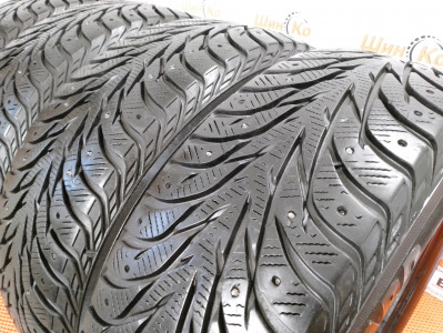 Шины зимние шипованные б/у Yokohama IceGuard IG35 215/60 R17 100T