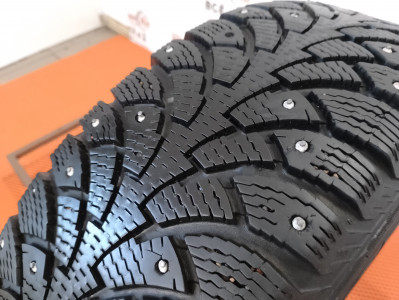Шины зимние шипованные б/у Nokian Nordman 4 175/65 R14 82T