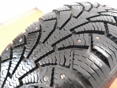 Шины зимние шипованные б/у Kama Euro519 195/65 R15 91T
