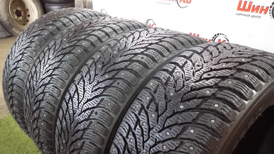 Шины зимние шипованные б/у Nokian Hakkapeliitta 9 235/55 R17 103T