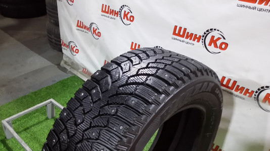 Шины зимние шипованные б/у Bridgestone Blizzak Spike01 195/60 R15 88T